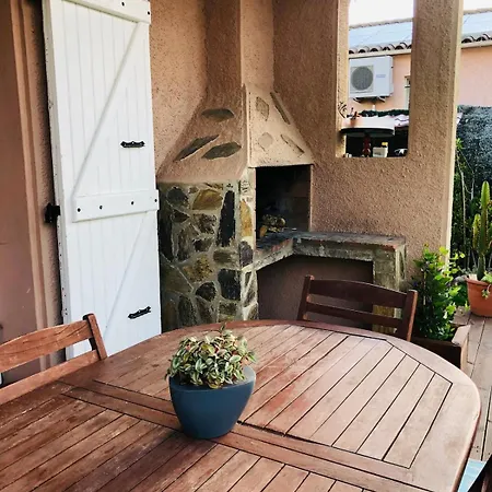 度假居 With Pool Maureillas